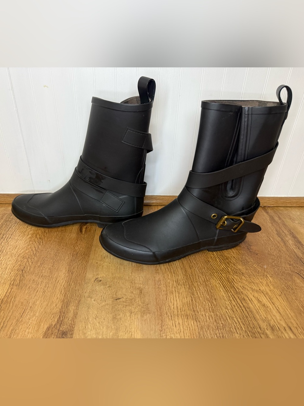Burberry Black Rubber Mid-Calf Rain Boots with Buckle Size: EU:39 US:9